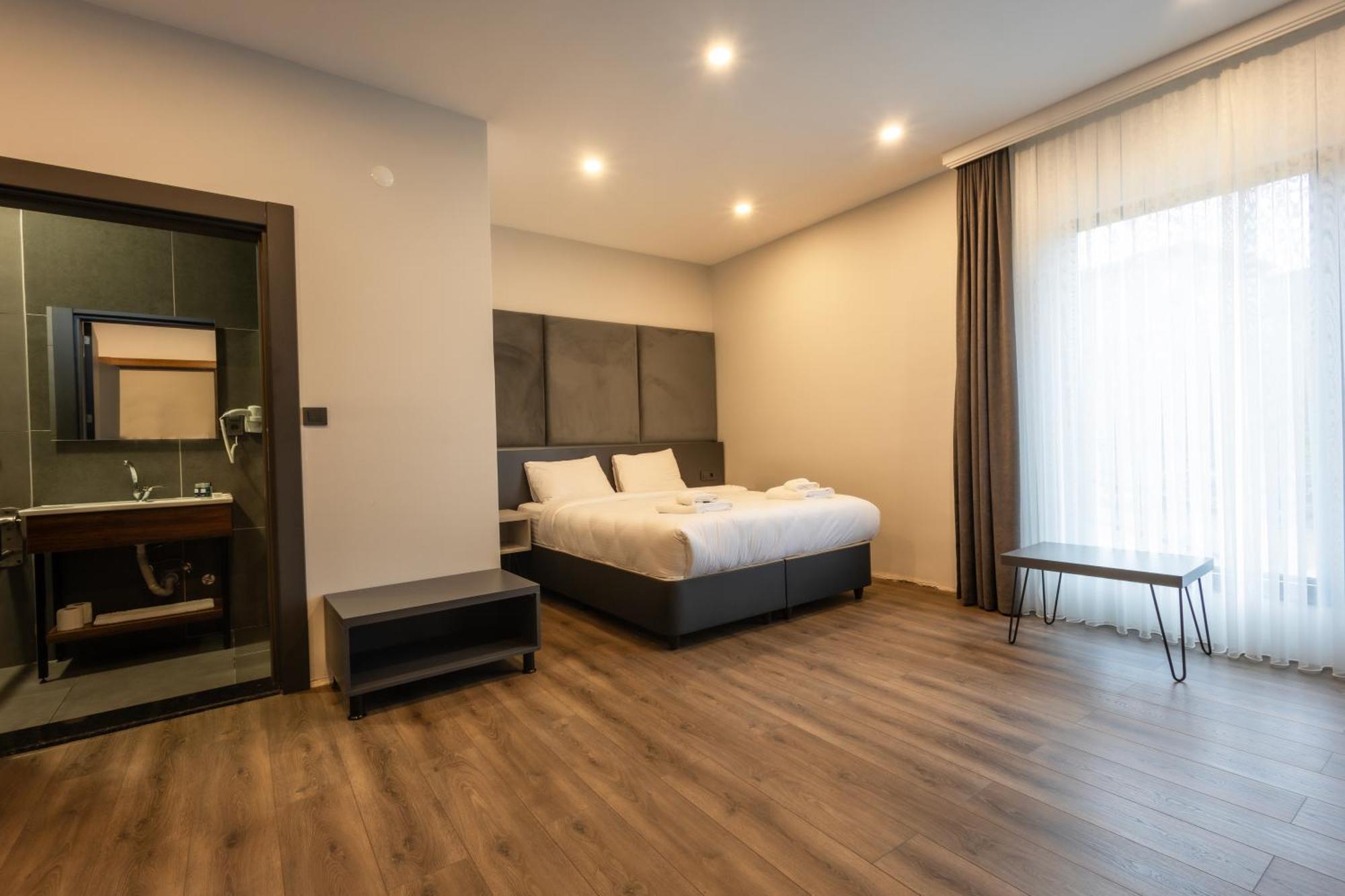 Santana Otel ترابزون المظهر الخارجي الصورة